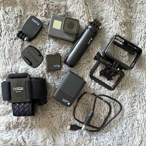 GoPro Hero 5 Black & Accessories